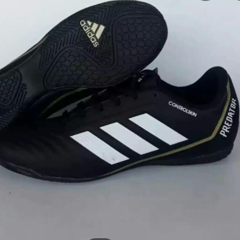 C3-SEPATU FUTSAL ADIDAS PREDATOR 3