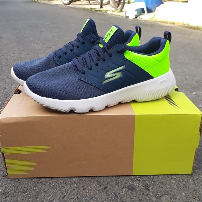 C3-SEPATU SKECHERS SKECHERS 55168 MERK SKECHERS PER UNIT