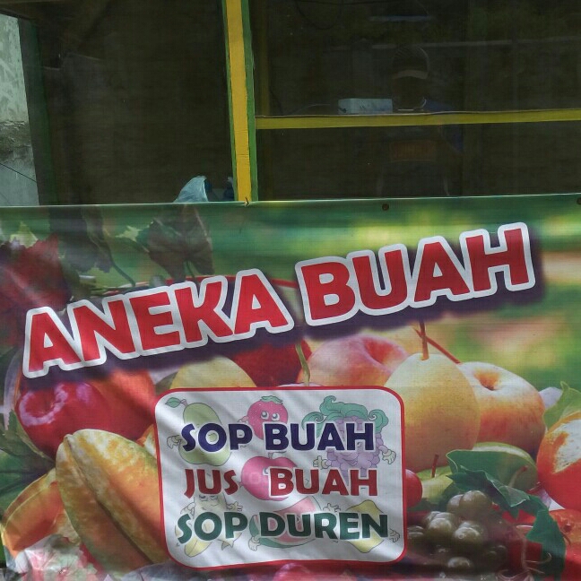 KP BABAKAN- SOP BUAH DAN DUREN DEPAN INDOMART SIPAYUNG