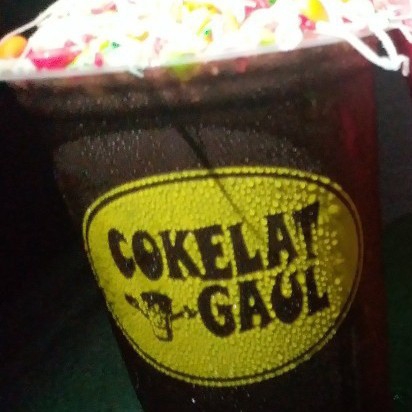 COKELAT TOLAK MISKIN