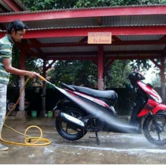 CUCI SALJU MOTOR 2
