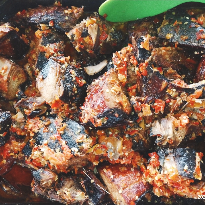 Cakalang Fufu Goreng Sous