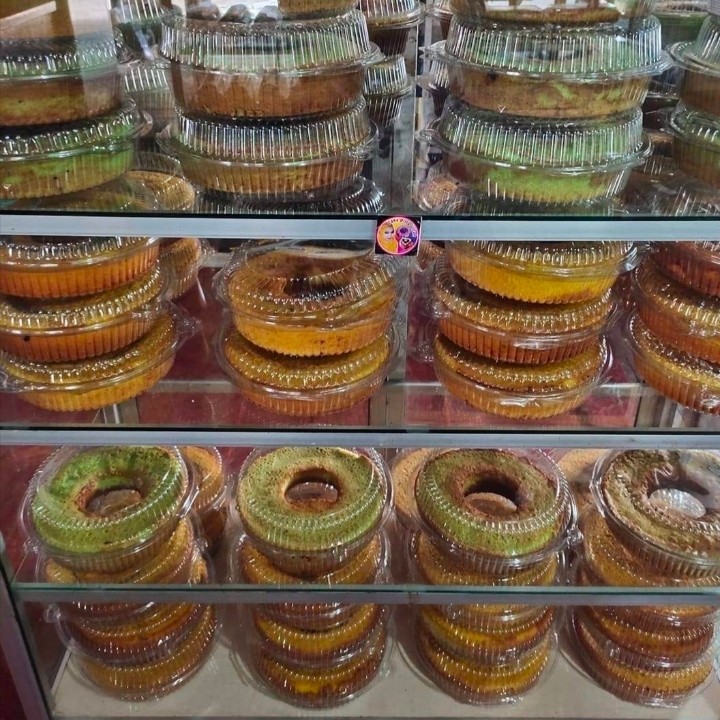 Cake Susu dan Cake Pandan