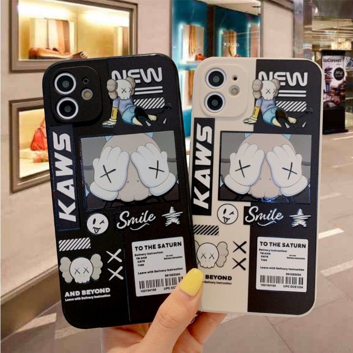 Case KAWS premium 