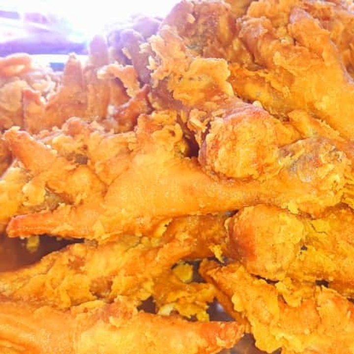 Ceker Ayam Crispy