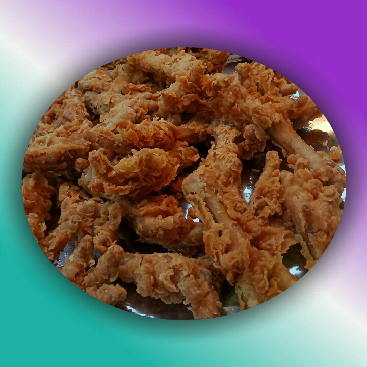Ceker Dan Kepala Ayam Krispi