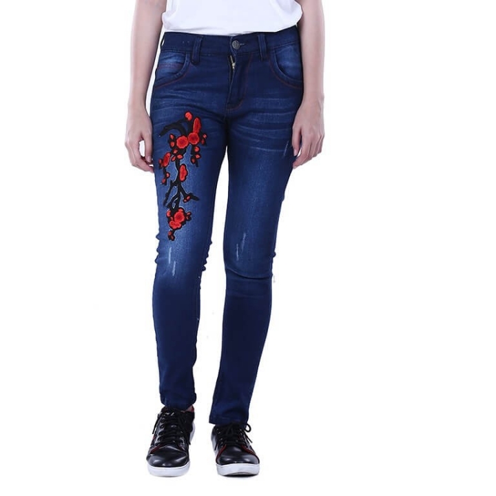 Celana Jeans Wanita Distro Motif Bordir Kasual - H 4190