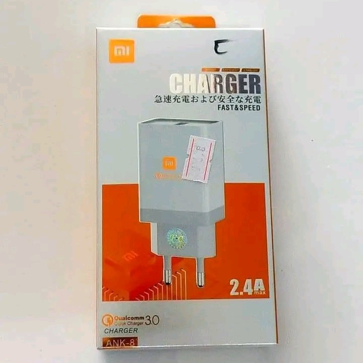 Charger MI ANK-8