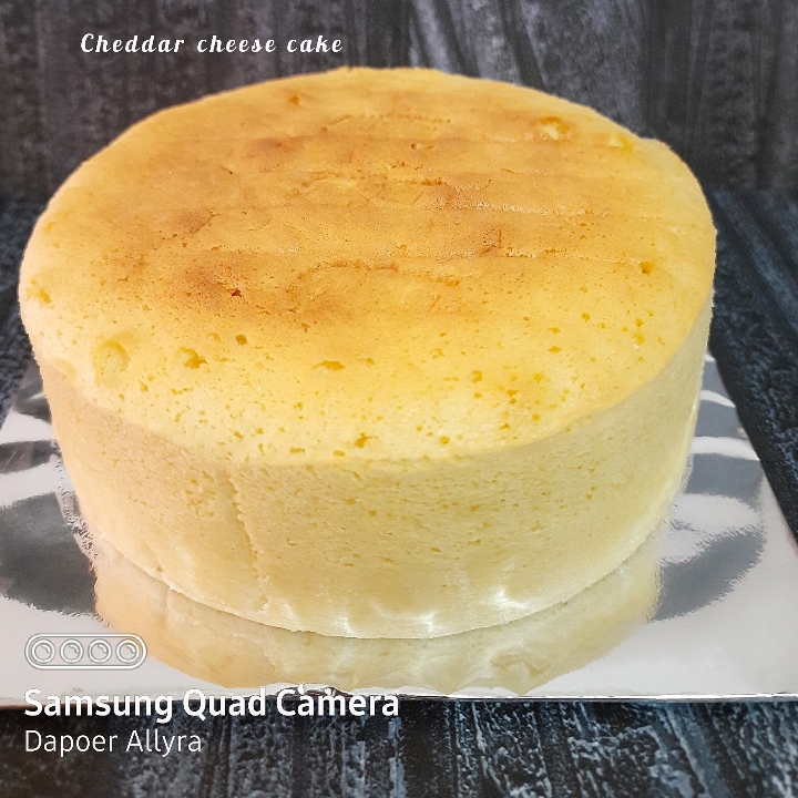 Cheddar Cheese Cake