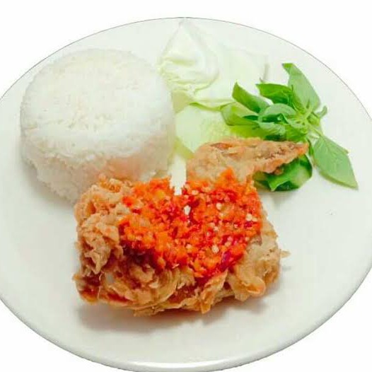 Chicken Geprek Sayap Pakai Nasi