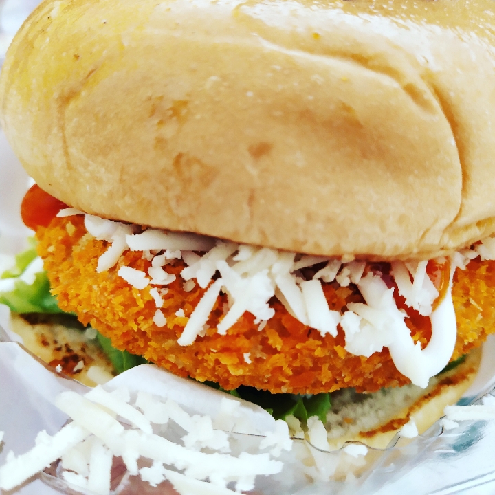 Chickenburger Keju