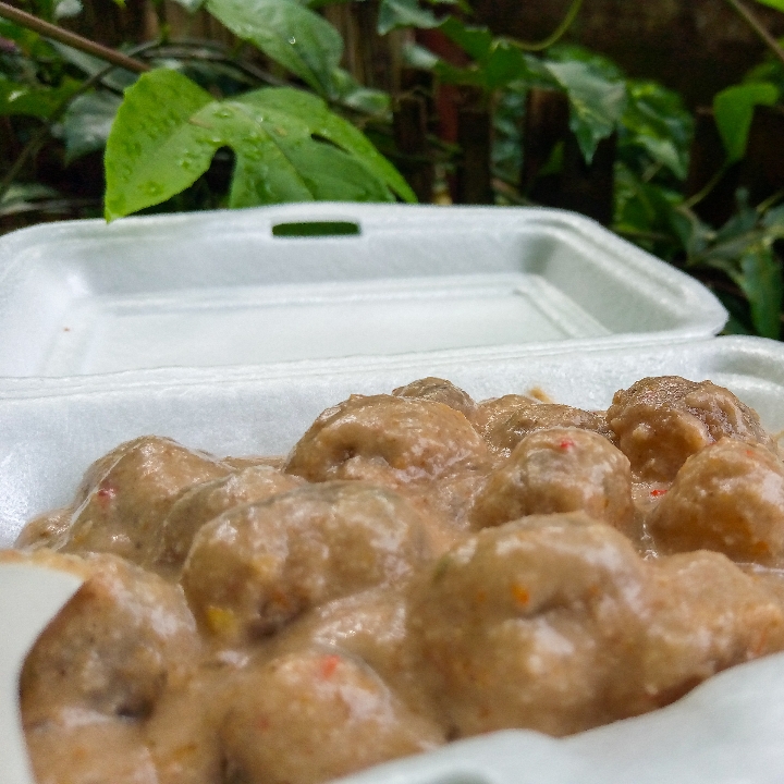 Cilok Bumbu Kacang