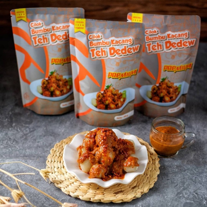 Cilok Bumbu Kacang Teh Dedew 