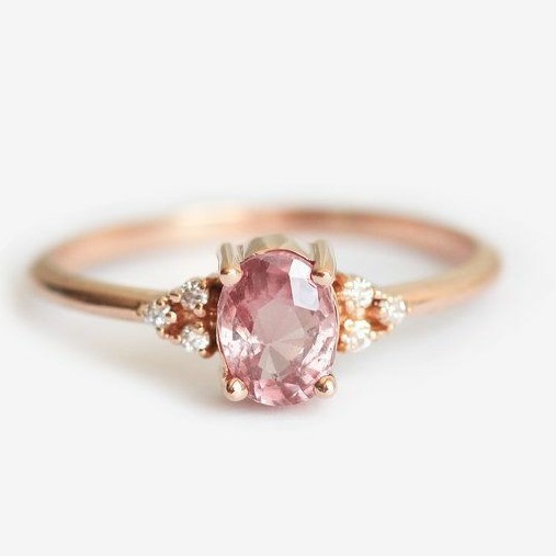 Cincin Oval Pink Peach Sapphire
