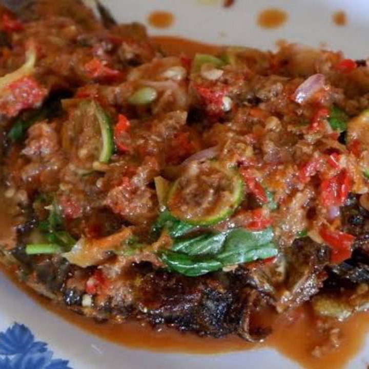 Cobek ikan mujaer