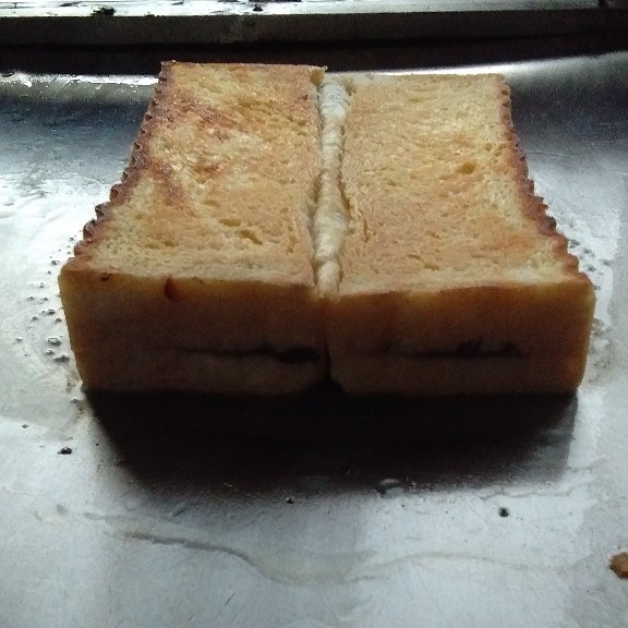 Coklat - Kacang