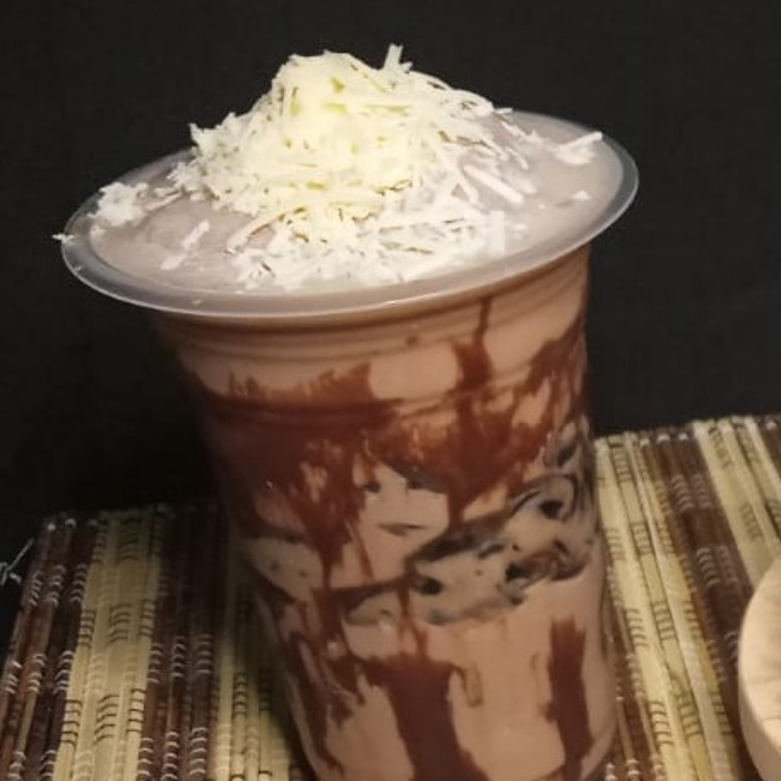 Coklat Cincau Toping Keju 