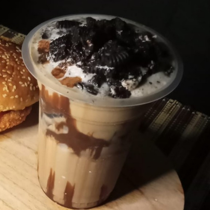 Coklat Cincau Toping Oreo 