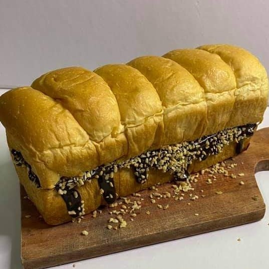 Roti Gembul Coklat Kacang
