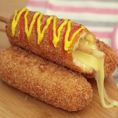 Corn Dog Mozarella