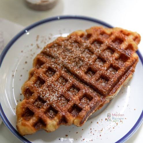 Croffle Cinnamon Sugar