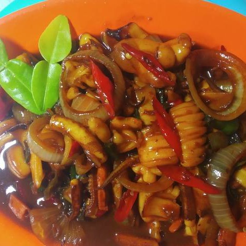 Cumi Spesial
