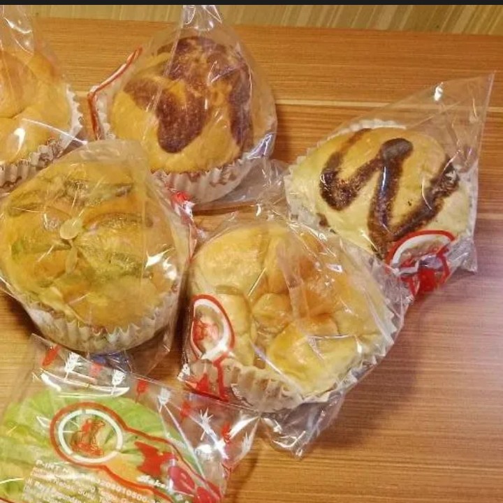 Cup Coklat Dan Keju