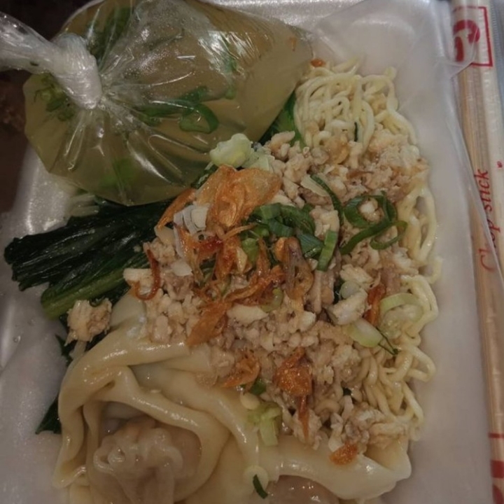 Cwi Mie Komplit 