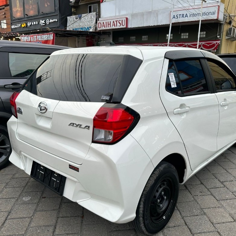 DAIHATSU AYLA 2025 3