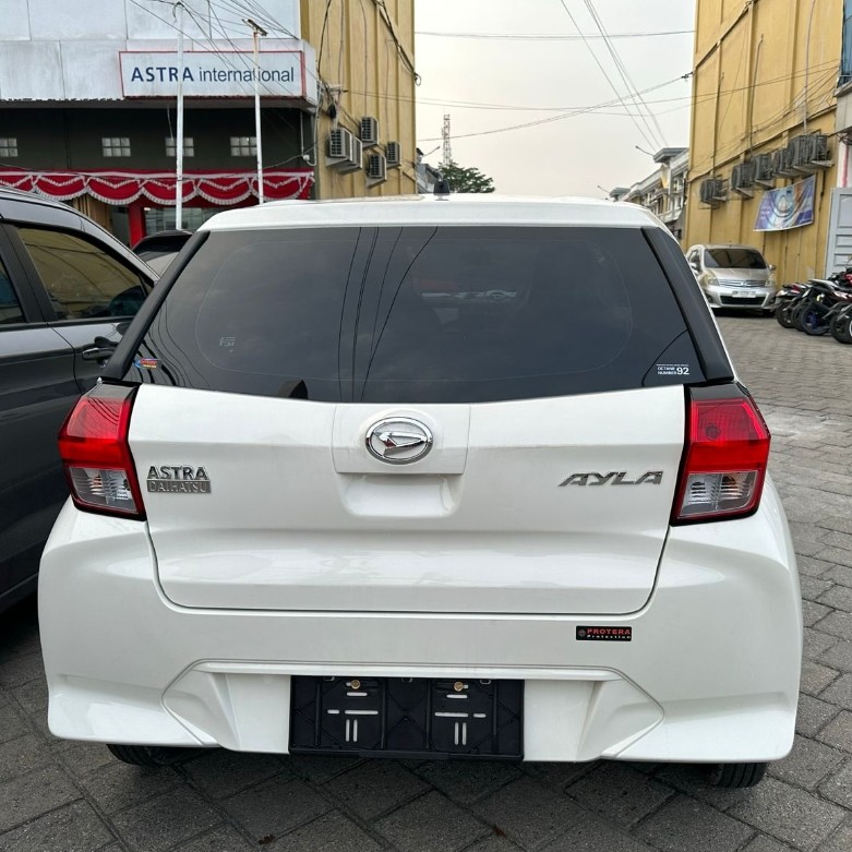 DAIHATSU AYLA 2025 4