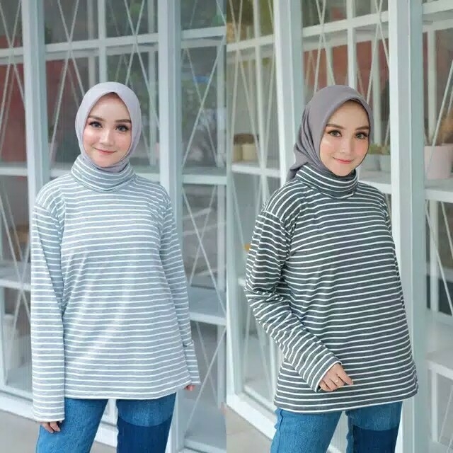 DE Rania Turtleneck 2