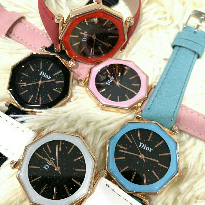 DIOR KULIT