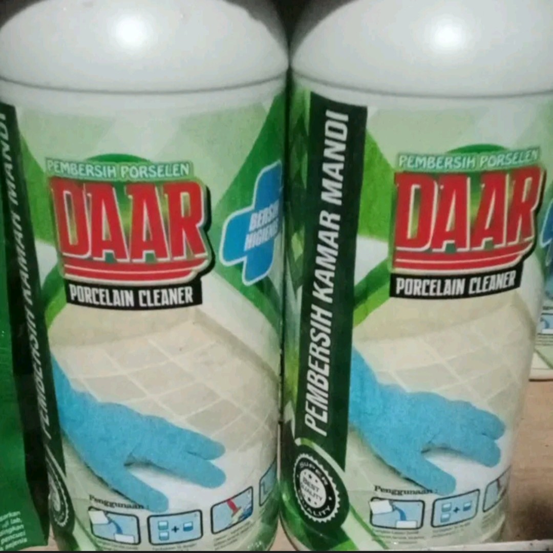 Daar Pembersih Kamar Mandi