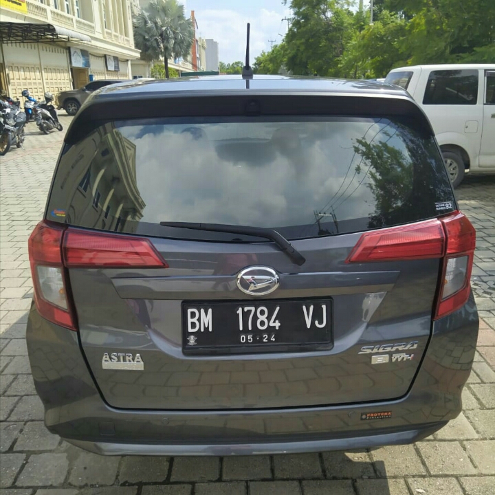 Daihatsu Sigra R 2019 2