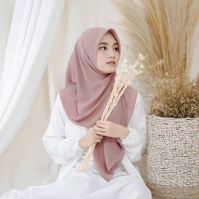 Daily Hijab Bella Square Polycotton Premium 4