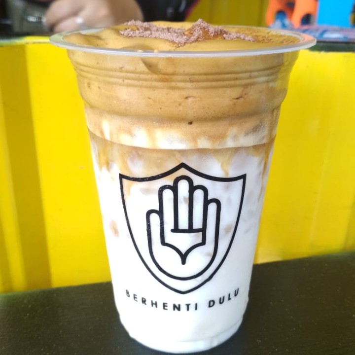 Dalgona Coffe