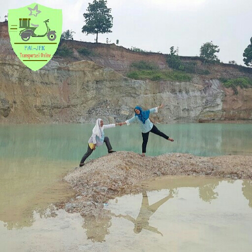 Danau Buatan Air Batu