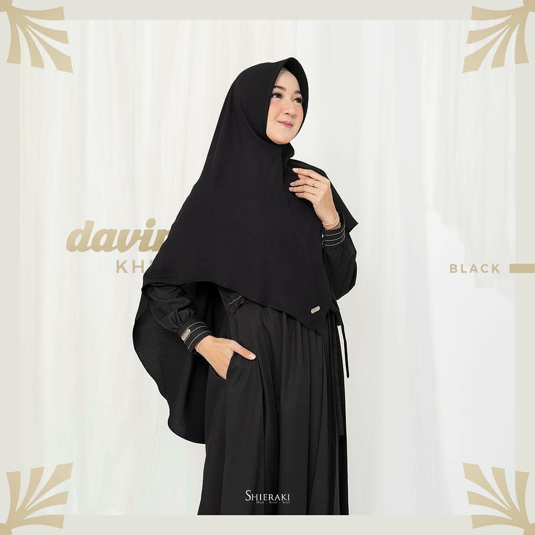 Davina Khimar