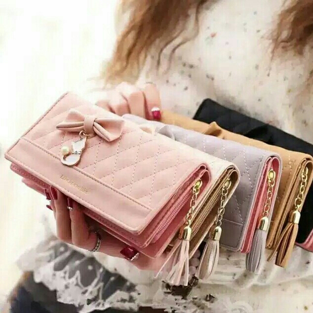 Dompet Alesa