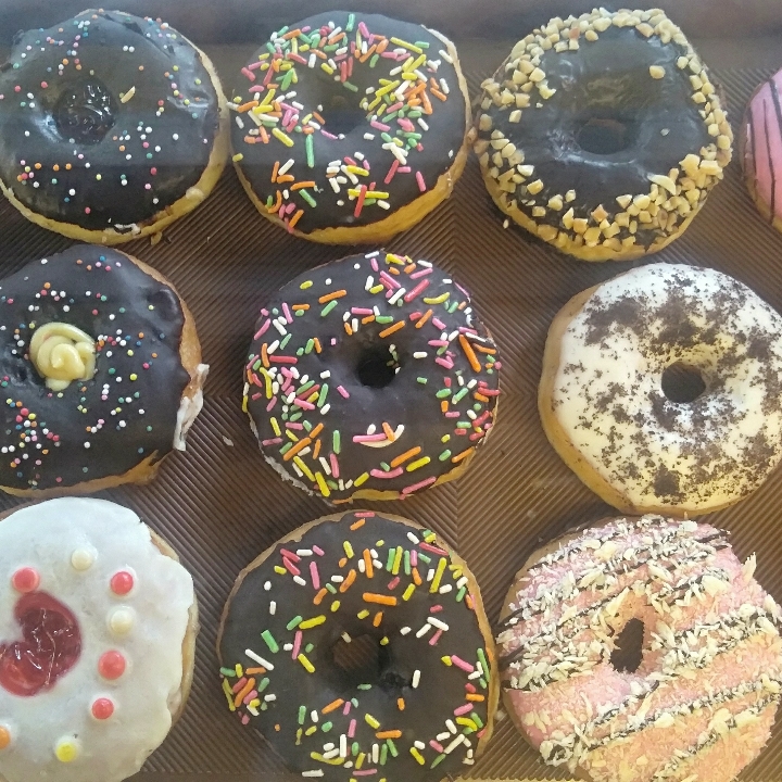 Donat Bolong