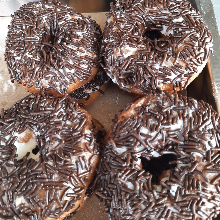 Donat Meseseres Coklat