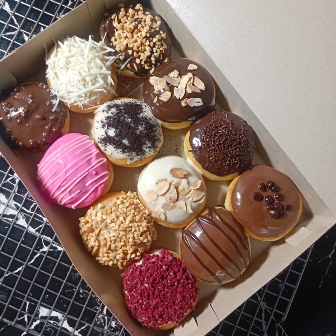 Donat Mini Isi 12