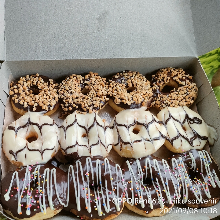 Donat Reguler Isi 12 3