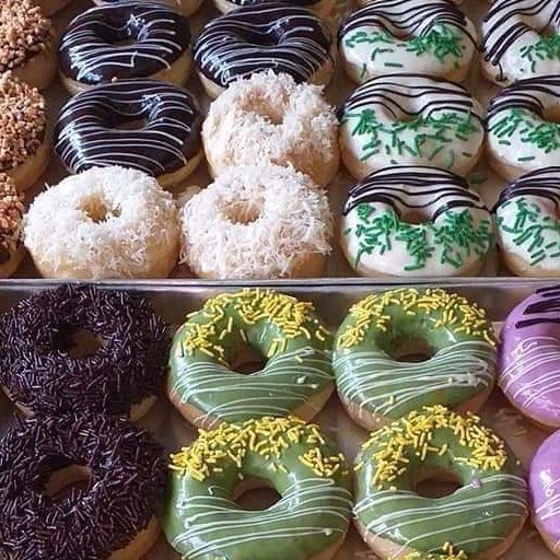 Donat Toping 