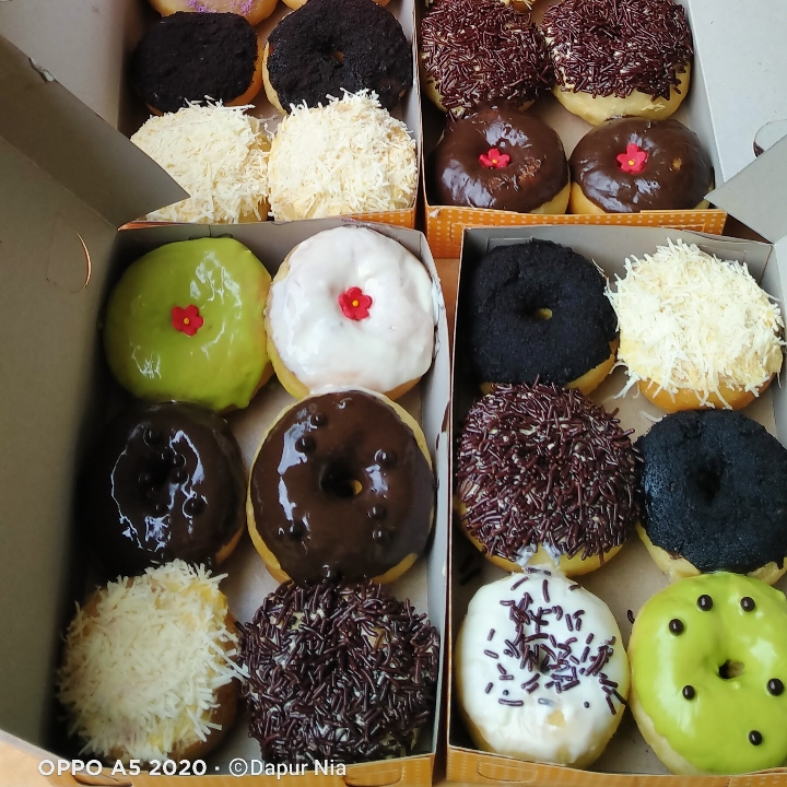 Donat Topping Per Box 2