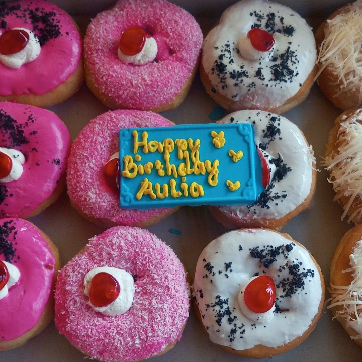 Donat Ultah