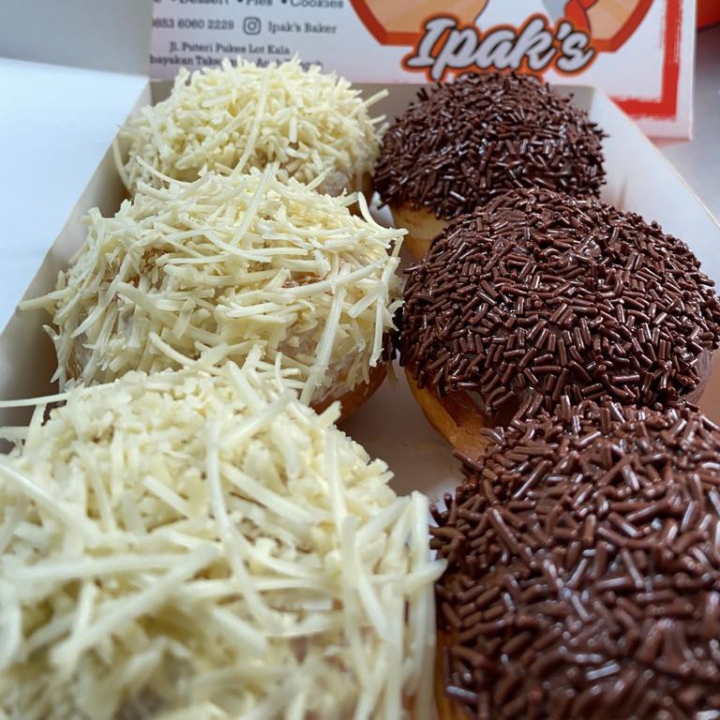 Donut  keju coklat