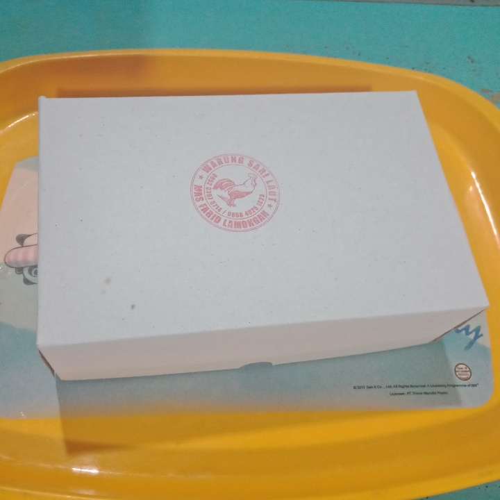 Dos Pembungkus Makanan