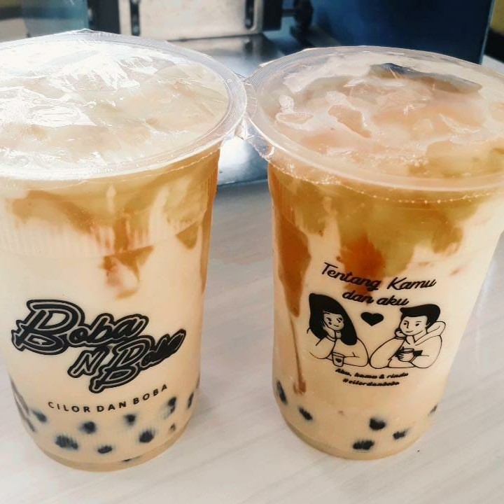 ES BOBA