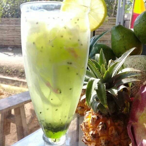 ES KUWUT RUMAH VINA